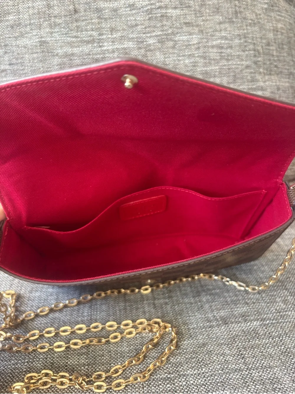 LOUIS VUITTON POCHETTE FELICIE